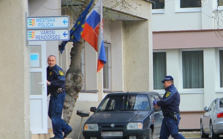 A lakótelepeken is jobb odafigyelni a szabályos parkolásra 