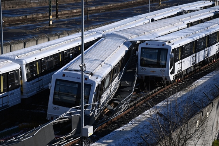 Budapest: Metrószerelvények ütköztek egymásnak a Kőbánya-Kispest szakaszon